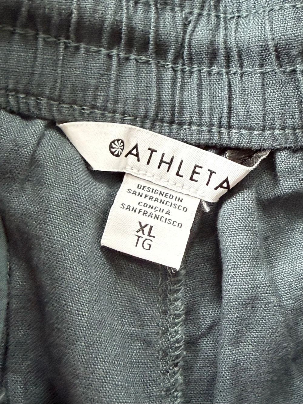 Athleta Retreat Linen Mid Rise 4” Short Blue SZ XL NWT